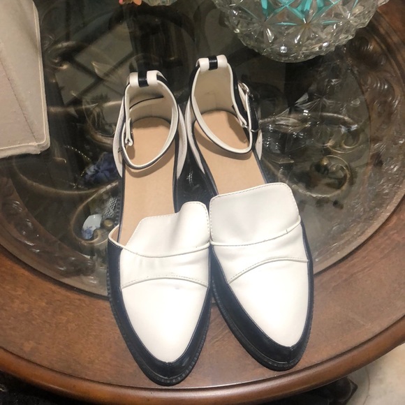 New shoes size 8 - Picture 1 of 2